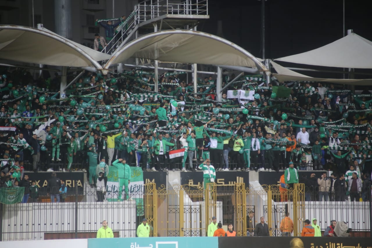 ” فيديو: عيون الرياضة”.. تهدي اول جوائز التوقعات للرابطة في مباراة الاتحاد وسيراميكا