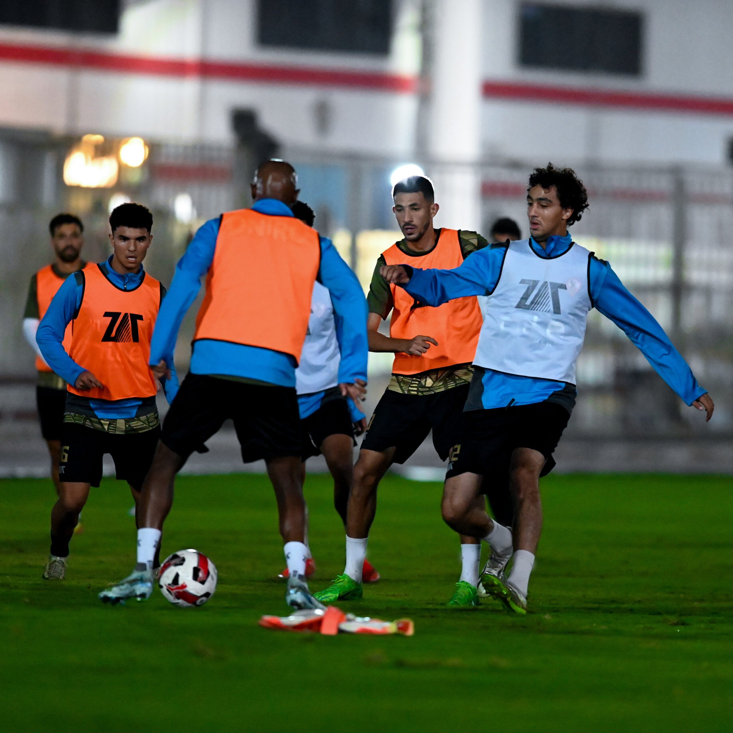 الزمالك يطير الي ليبيا لمواجهة النصر الليبي في مهرجان أعتزال ” خالد حسن “