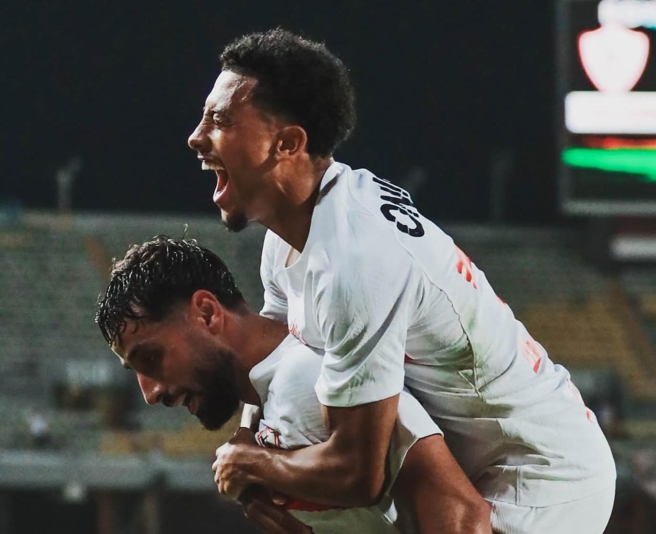 الزمالك يمطر شباك المصري بثلاثية .. ويعتلي صدارة جدول الدوري