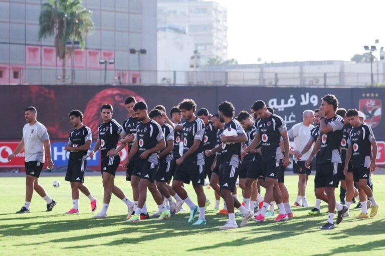 الأهلي يخوض مرانه على فترتين لمدة أسبوع بعد انتهاء فترة الراحة