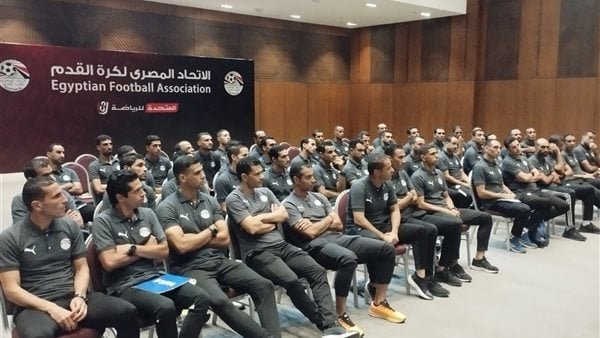 شوبير يكشف كواليس اختيار قائمة الحكام الدوليين الجديدة