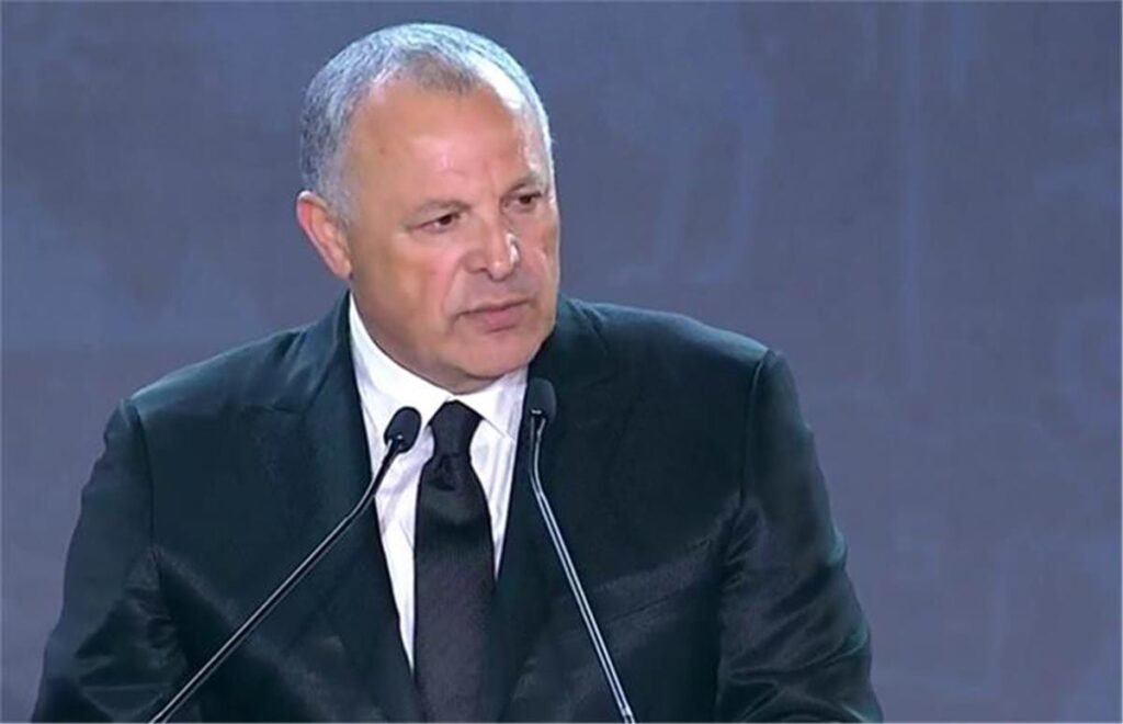 أبوريدة يشيد بـ «الشناوي» بعد تصريحات حسام حسن المثيرة