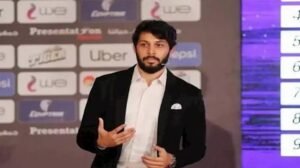 شوبير يفتح النار على إدارة الزمالك بسبب الزناتي