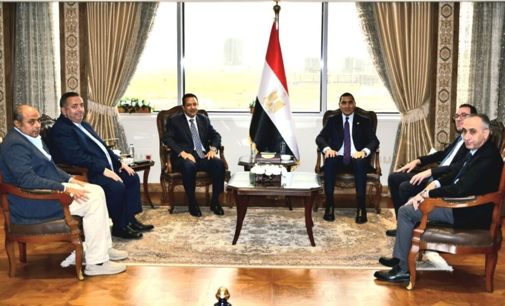 وزير الشباب والرياضة يلتقي رئيس نادي الاتحاد السكندري لـ بحث المشروعات الاستثمارية بالنادي